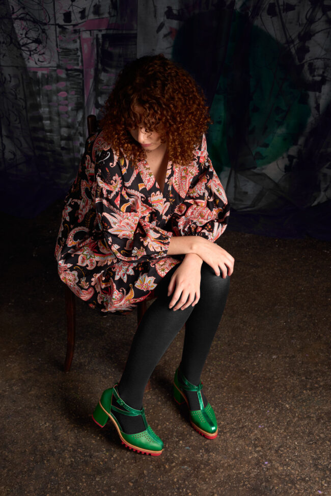 T01 - 'Geo Black' Merino Wool Tights - Image 2